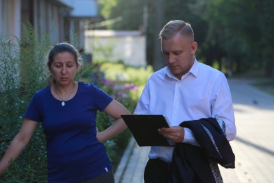 П’янки, дебоші та купи сміття: у тернополян відібрали приміщення, яке належало їм роками