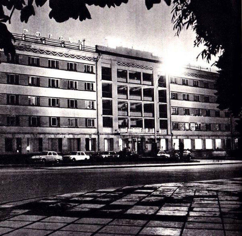 Показали, як виглядав готель «Тернопіль» пів століття тому (фотофакт)