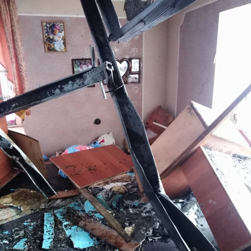 Сім’я з Тернопільщини, яка втратила будинок у пожежі, потребує допомоги (фото)