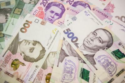 На Тернопільщині посадовець зі служби цивільного захисту сам себе преміював