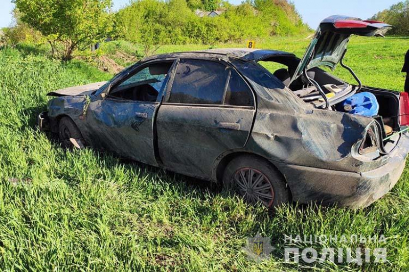 Водій сів за кермо п&#039;яний: у ДТП на Тернопільщині загинула 16-річна дівчина