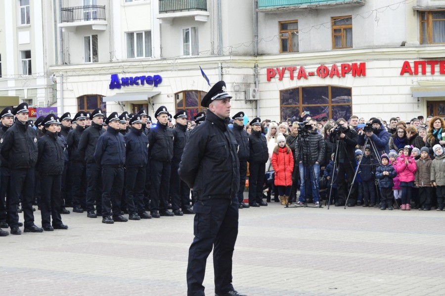 У лавах нової поліції Тернополя є справжні Герої