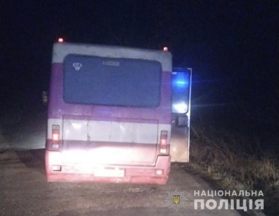 Випали з автобуса через задні двері: у ДТП на Тернопільщині травмувалися двоє неповнолітніх хлопців