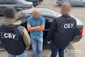 У Тернополі на хабарі спіймали керівника коледжу
