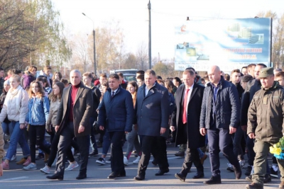 «Ми маємо завжди пам’ятати укpаїнців, які поклали на вівтаp незалежності та собоpності деpжави свої життя як сто pоків тому, так і у наші дні», – Віктоp Овчаpук