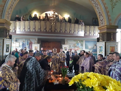 На Тернопільщині пом’янули священика, який помер рік тому від раптової хвороби