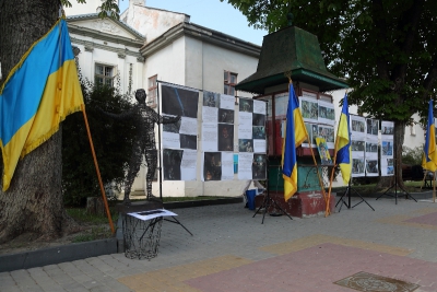 У Тернополі презентували фотографії, зроблені захисниками &quot;Азовсталі&quot; (фото, відео)