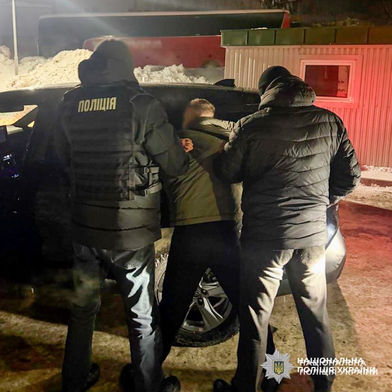 На Тернопільщині Нацполіція перекрила канал незаконного переправлення чоловіків за кордон