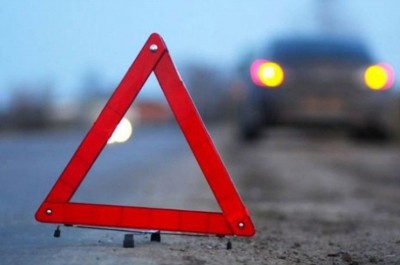 На Тернопільщині під колеса автобуса потрапила 19-річна дівчина