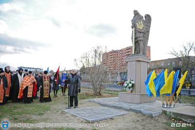 У місті на Тернопільщині відкрили пам’ятник Архангелу Михаїлу