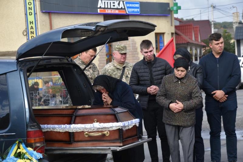 У Теребовлі зустріли загиблого Героя Ігоря Сенчака