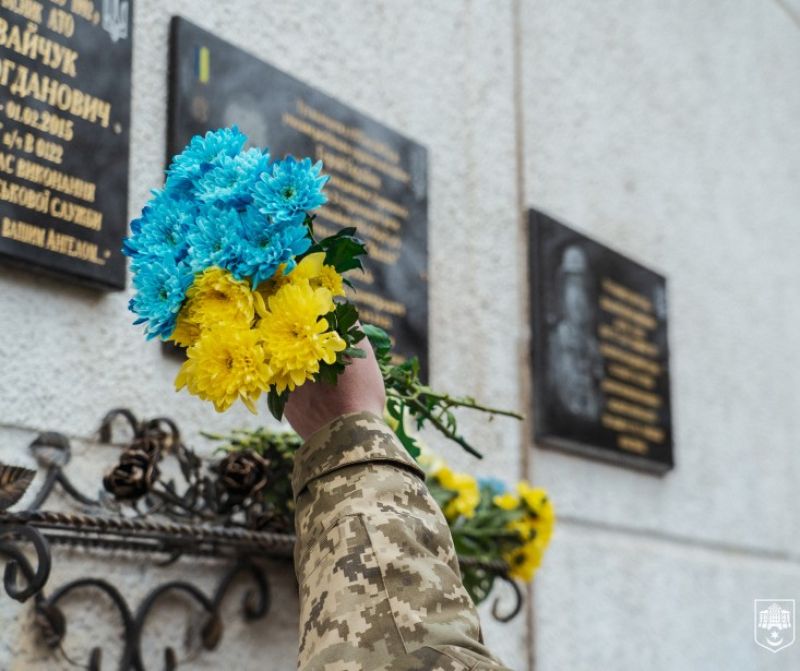 У Тернополі встановлять меморіальну таблицю полеглому воїну Роману Чудику