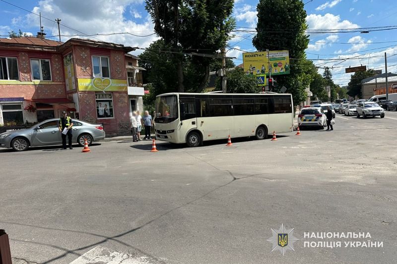 У Тернополі водій маршрутки збив жінку