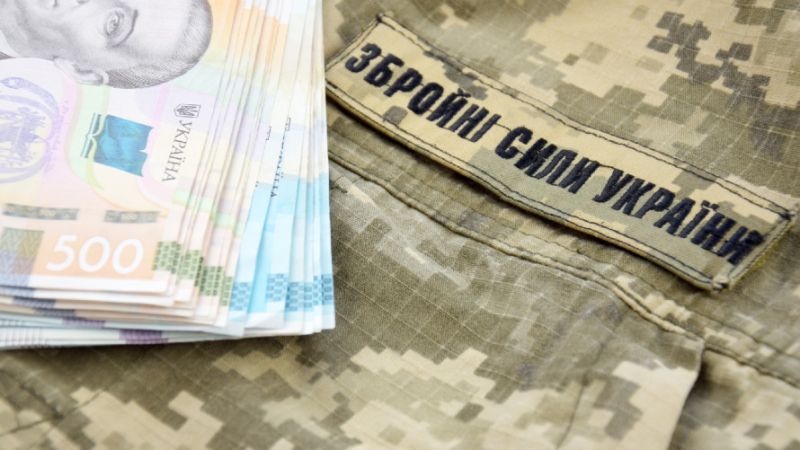 Двоє тернопільських військових, звільнених з полону, отримають грошову допомогу