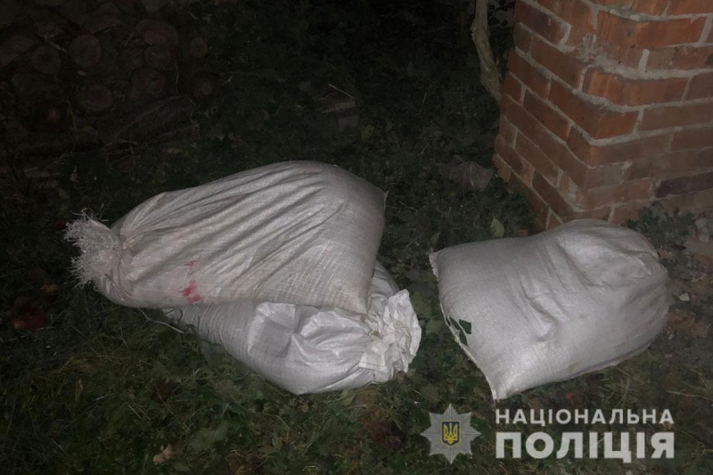 У Бучачі двоє чоловіків обікрали агропідприємство, на якому працювали