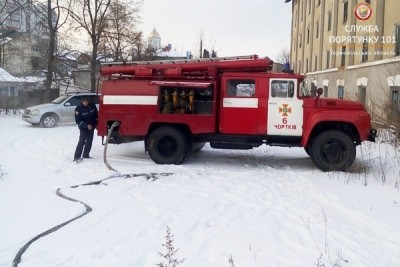 У Тернополі за добу загорілися квартира та авто