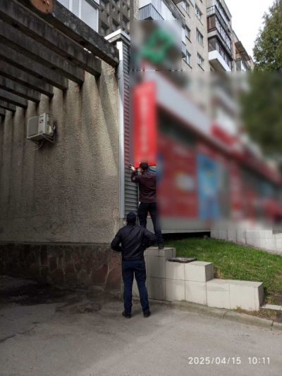 У Тернополі демонтували сім світлових вивісок, які розміщені з порушеннями