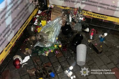 Жінку, яка розтрощила Алею пам&#039;яті на Тернопільщині, відправили у психдиспансер