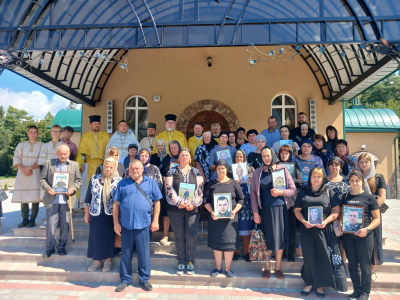 Родини полеглих воїнів з громади на Тернопільщині долучилися до спільної молитви за загиблих захисників