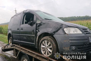 Вночі на Тернопільщині трапилася ДТП: постраждали двоє 19-річних дівчат