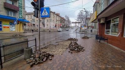 У Тернополі реконструюють пішохідні переходи