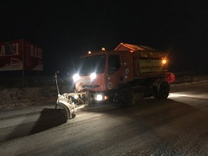 Вночі від снігопaду Тернопільщину рятувaли 96 одиниць техніки (фото)
