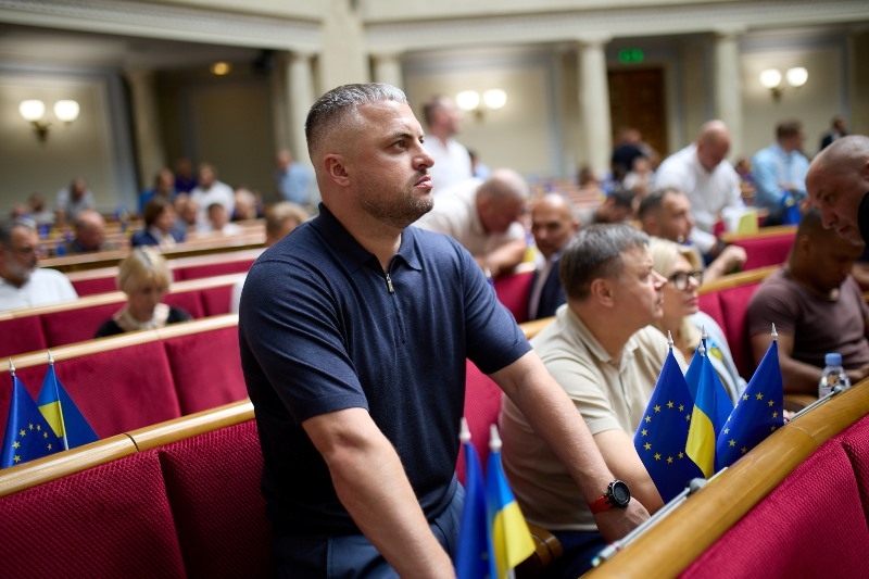 Виплати полонених можуть віддавати їхнім родинам, – Андрій Богданець