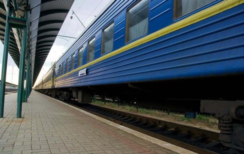 У поїзді сполученням Рахів - Київ рапотово помер тернополянин