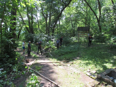 На відомій туристичній стежці, що на Тернопільщині, провели благоустрій