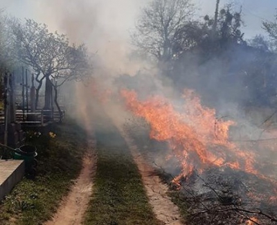 На Тернопільщині сьогодні підпалили кладовище (фото, відео)