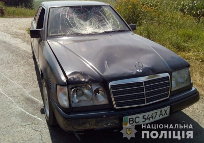 На Борщівщині зіткнулися мотоцикл та іномарка. Водій двоколісного - у лікарні