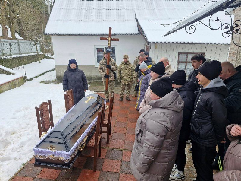 У Великих Бірках попрощалися з Русланом Балабаном, який загинув на війні