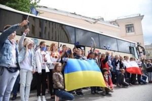 Діти учасників АТО з Тернопільщини поїхали на оздоровлення до Польщі