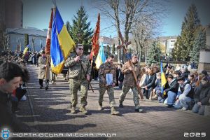 Чортківська громада зустріла полеглого захисника Миколу Цюпака