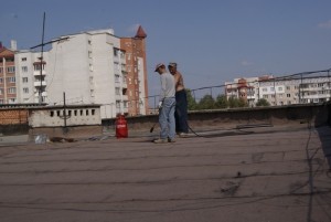 Як ремонтують тернопільські дахи (ФОТО)