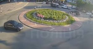 У Тернополі водій Tesla отримав штраф за дрифт на кільці