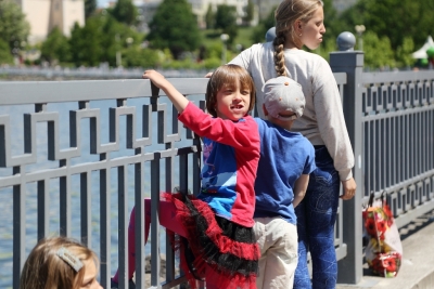 «Найбільша кількість дітей, які взялися за руки»: у Тернополі сьогодні встановили рекорд України (фото)