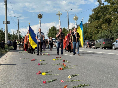 У Великій Березовиці зустріли тіло загиблого на війні Михайла Колодчука