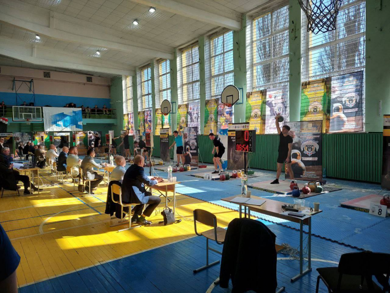 Спортсмени з Тернопільщини здобули нагороди на чемпіонаті України з гирьового спорту