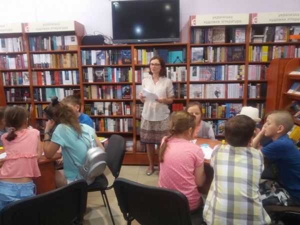 Тернопільські  книгочитайлики пройшли квест у книгарні «Є»(фото)