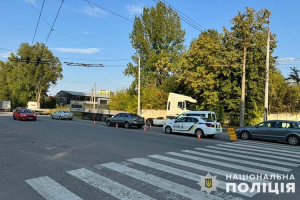 У Тернополі під колеса автомобіля потрапило двоє неповнолітніх