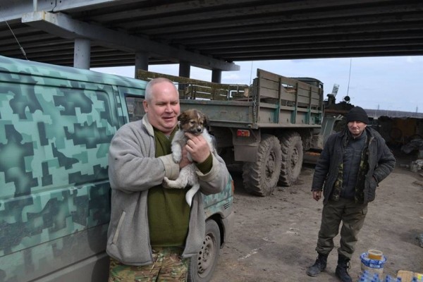 Тернополяни з гостинцями об’їжджають передові позиції (фото)