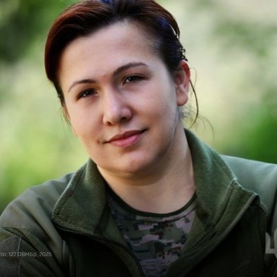 Жінки на фронті: історія медикині, яка щодня допомагає нашим Героям одужувати