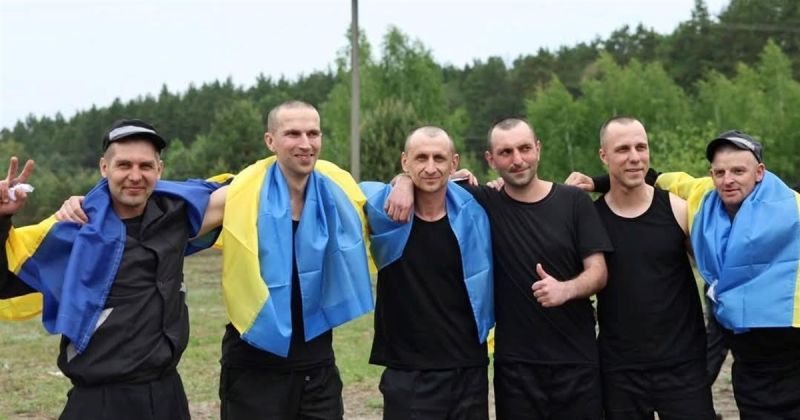 Додому після двох років ворожого полону повернувся захисник із Заводської громади