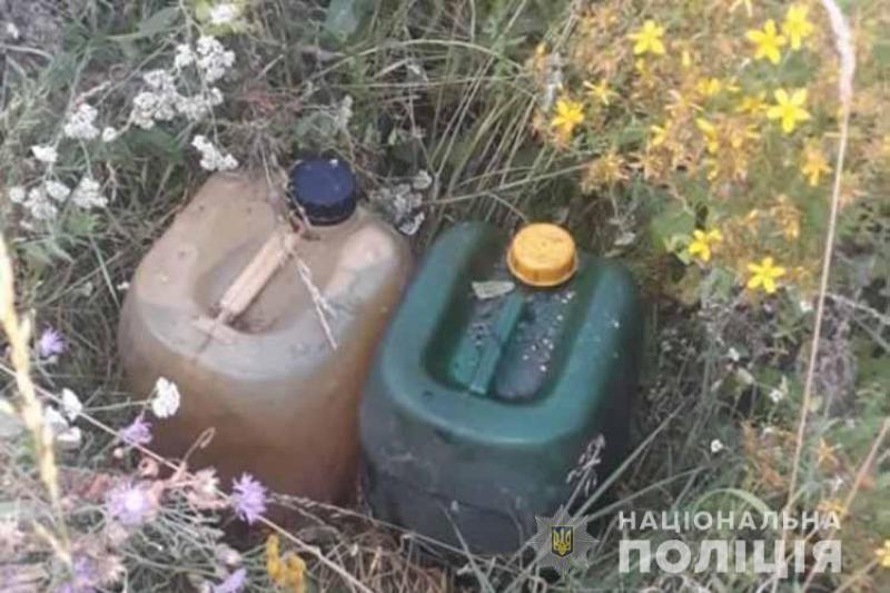 Працівника залізниці на Тернопільщині спіймали за крадіжкою дизпалива