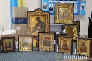 На Тернопільщині організатору та виконавцям, причетним до викрадення й реалізації старовинних ікон, оголосили підозру