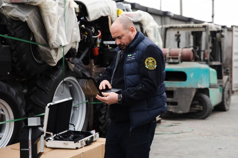 За його плечима – служба в ЗСУ на Сумському та Харківському напрямках: історія інспектора Тернопільської митниці