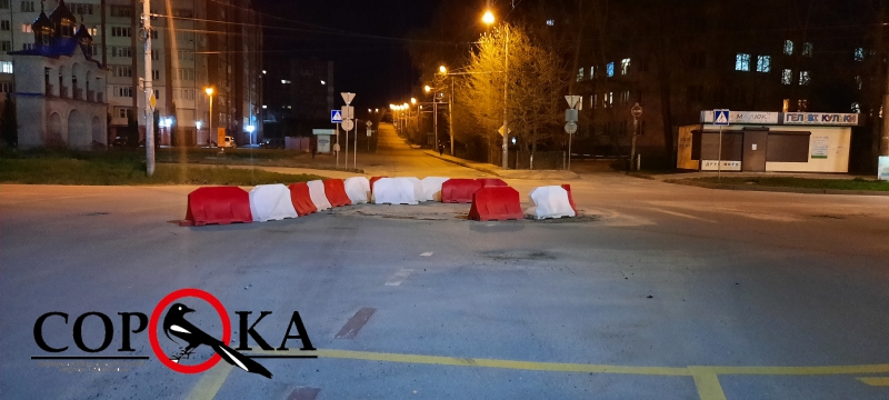 У Тернополі на Великдень розламали транспортне кільце (фотофакт)