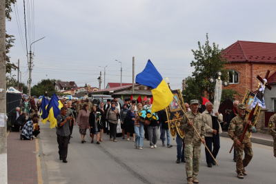 Громада Тернопільщини попрощалася з полеглим захисником Віталієм Болтиком