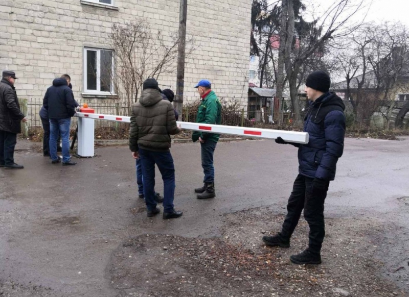 У Тернополі демонтували ще один обмежувач руху
